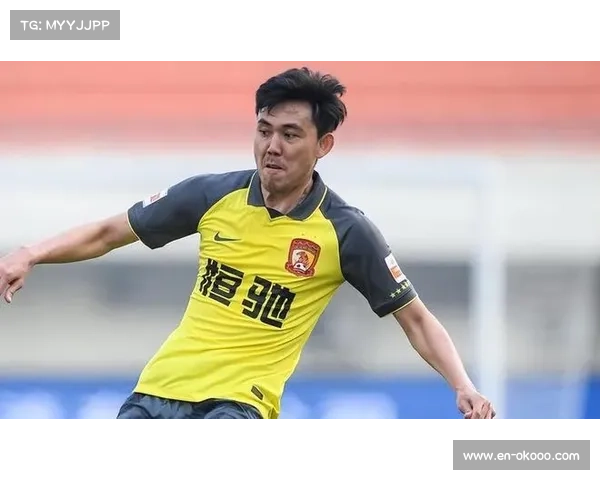 大连英博功勋队长告别俱乐部 李国旭感慨送别并祝福回归老东家